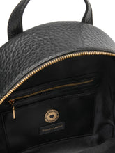 Carica l'immagine nel visualizzatore di Gallery, LOVE MOSCHINO zaino nero