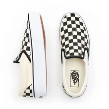 Carica l'immagine nel visualizzatore di Gallery, VANS Classic Slip-On P BLACK & Whtchckerboard WHITE