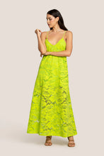 Carica l&#39;immagine nel visualizzatore di Gallery, 4GIVENESS   Abito lungo con incrocio blossom lace lime
