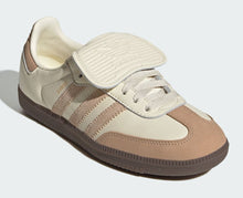 Carica l&#39;immagine nel visualizzatore di Gallery, ADIDAS SAMBA LT cream gold
