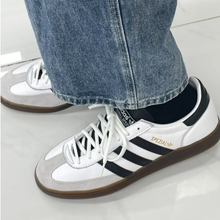 Carica l&#39;immagine nel visualizzatore di Gallery, ADIDAS SPEZIAL HANDBALL white black
