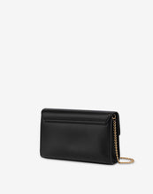 Carica l&#39;immagine nel visualizzatore di Gallery, LOVE MOSCHINO Borsa a tracolla nera con chiusura a cuore dorata
